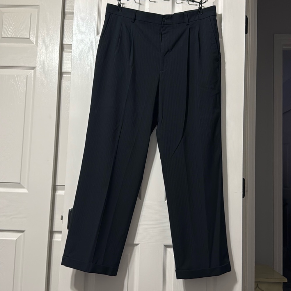 Men’s Axcess (a Claiborne Co) black with black pinstripe pleated dress pants